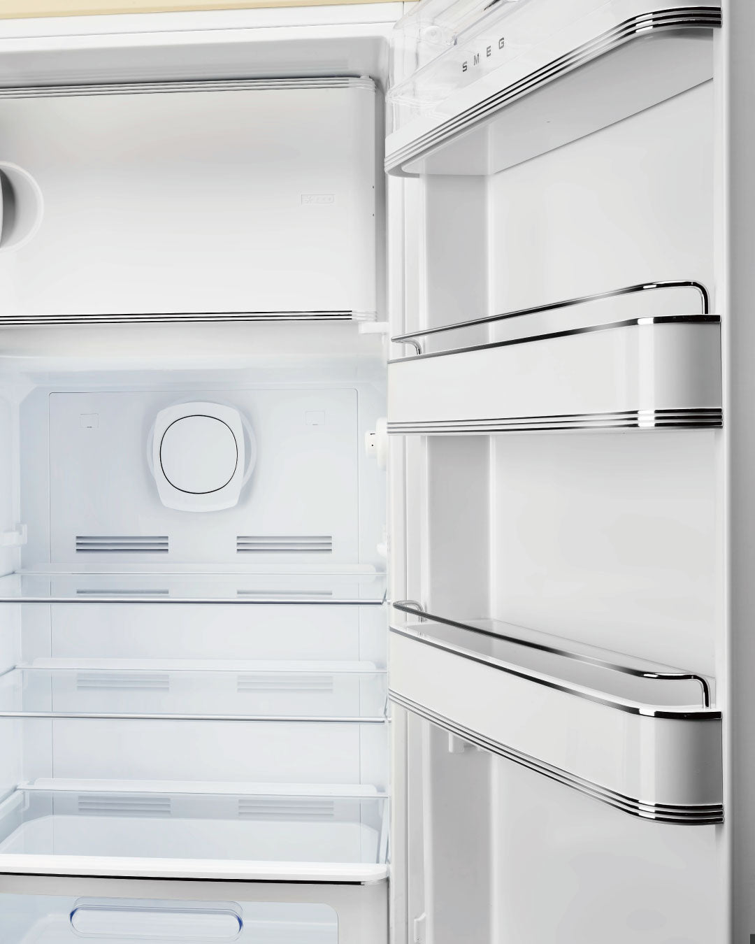 SMEG FAB28(冷蔵庫) Cream(クリーム) | SMEG (スメッグ) 日本総輸入
