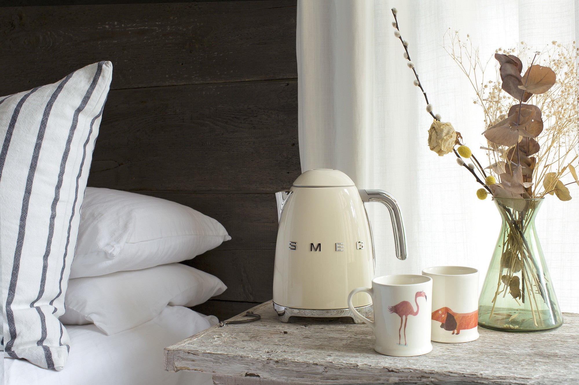 SMEG KETTLE(ケトル) Cream(クリーム) | SMEG (スメッグ) 日本総輸入