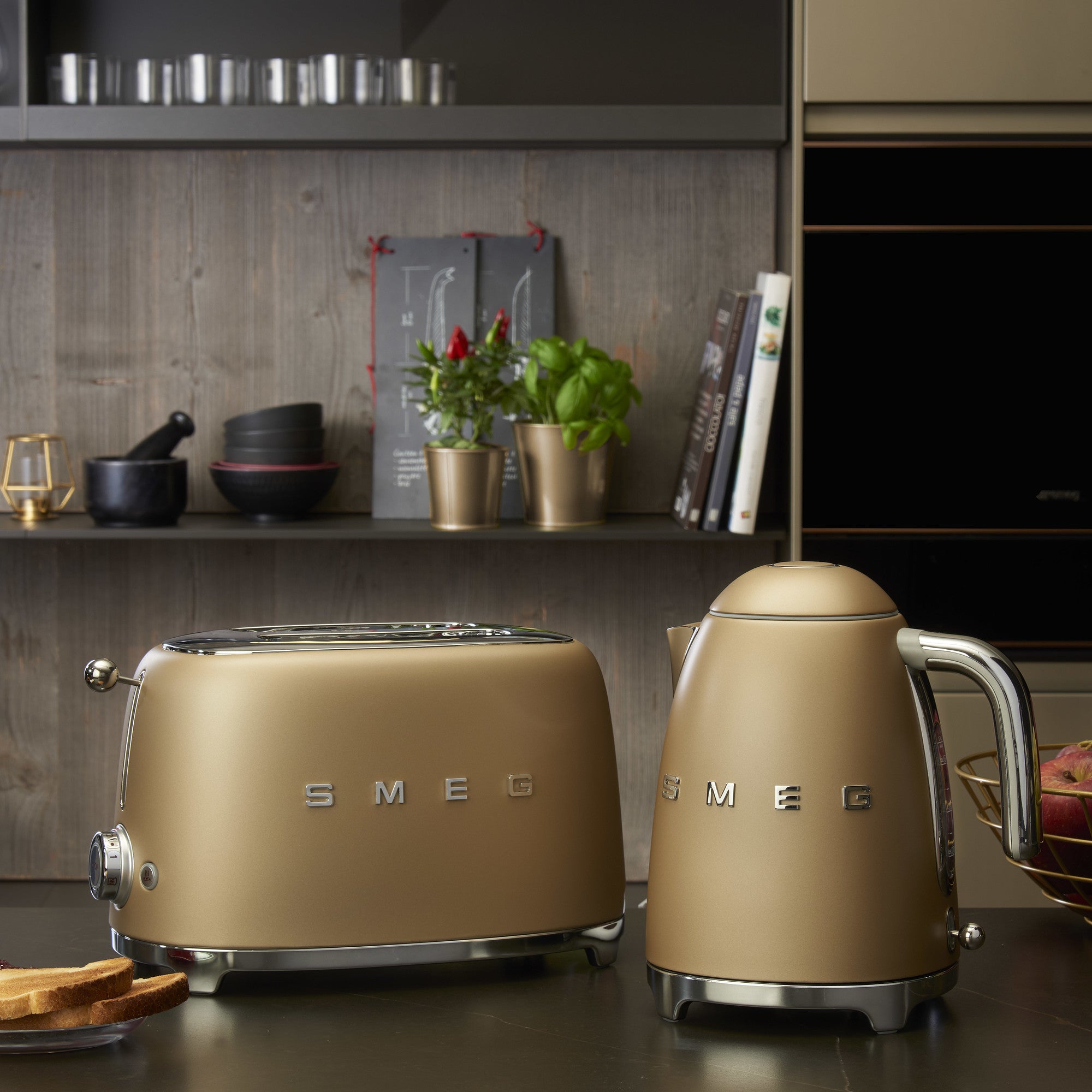 【新品未使用】SMEG スメッグ トースター (シャンパンマット) SMEG TOASTER(トースター) ChampagneMat(シャンパンマット) | SMEG